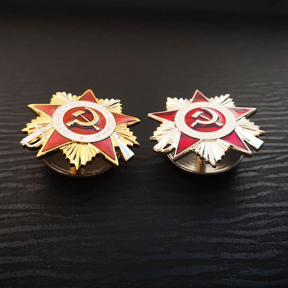 Two Color Russia USSR Badge La - đánh giá và giá Vintage Collectible Classics