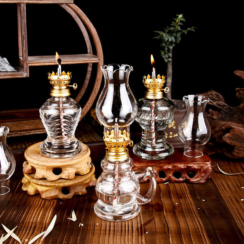 Glass Oil Lamp Classic Retro V - đánh giá và giá Collectible Vintage Lamps